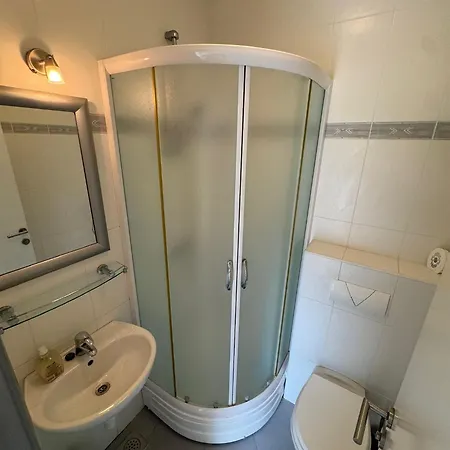 Klara * بوداكا