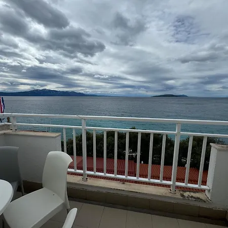 Klara * بوداكا